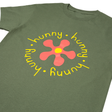 Load image into Gallery viewer, Flower Green Tee
